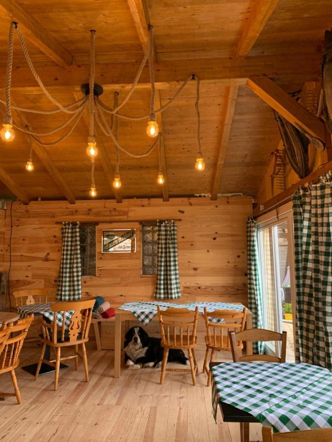 Maison Carmen - Restaurant , Meuble De Tourisme, Appartements Xertigny Экстерьер фото