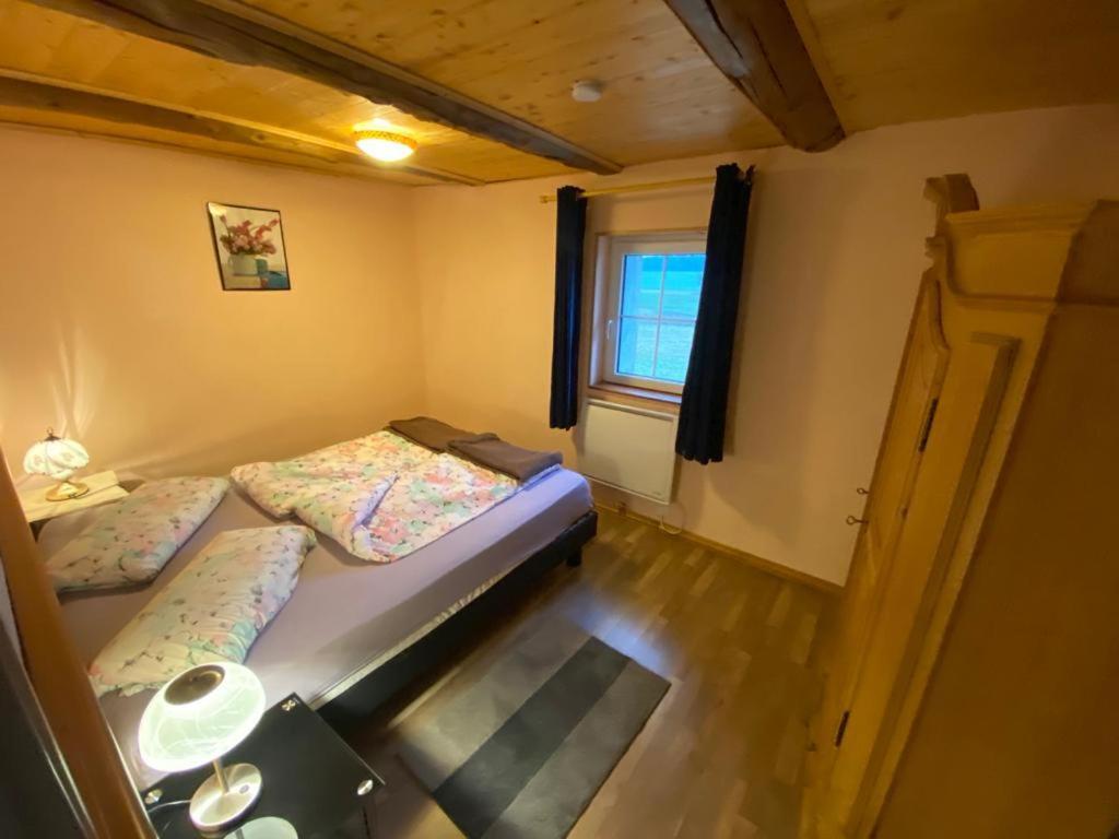Maison Carmen - Restaurant , Meuble De Tourisme, Appartements Xertigny Экстерьер фото