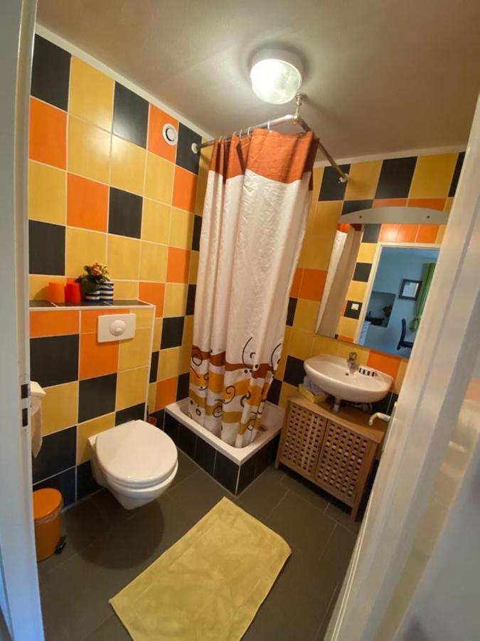 Maison Carmen - Restaurant , Meuble De Tourisme, Appartements Xertigny Экстерьер фото